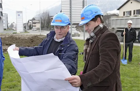 2010: Spatenstich für den Neubau – Bild 3