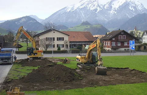 2010: Spatenstich für den Neubau – Bild 4