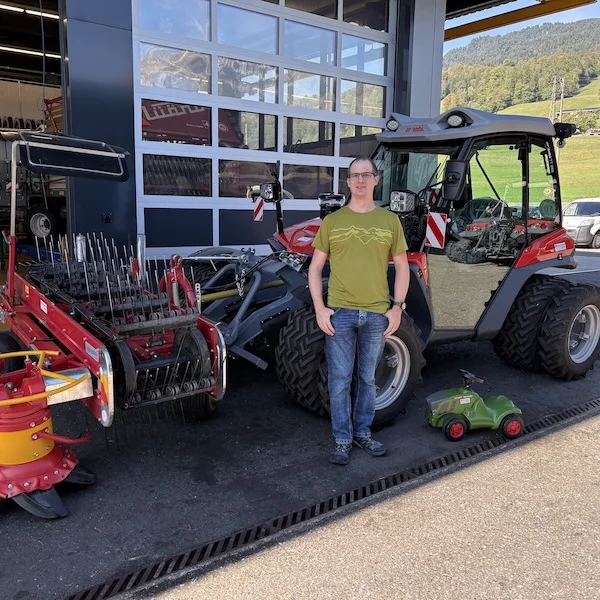 Aebi Terratrac TT 282 an Familie Fanger
